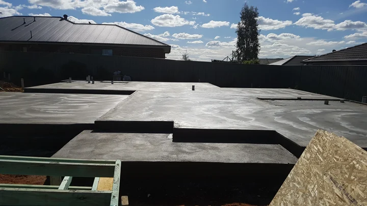 House slab showing set-downs and different levels at Paradise Point